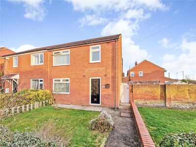 Hillside Avenue, 3 bedroom Semi Detached House for sale, £157,500