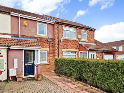 Milecastle Court, 2 bedroom Mid Terrace House for sale, £99,950