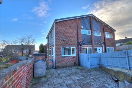 Stuart Gardens, 3 bedroom Semi Detached House for sale, £195,000