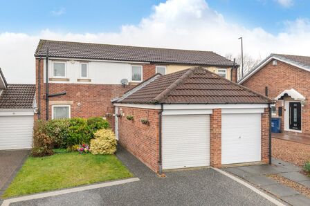 Milecastle Court, 3 bedroom Semi Detached House for sale, £199,950