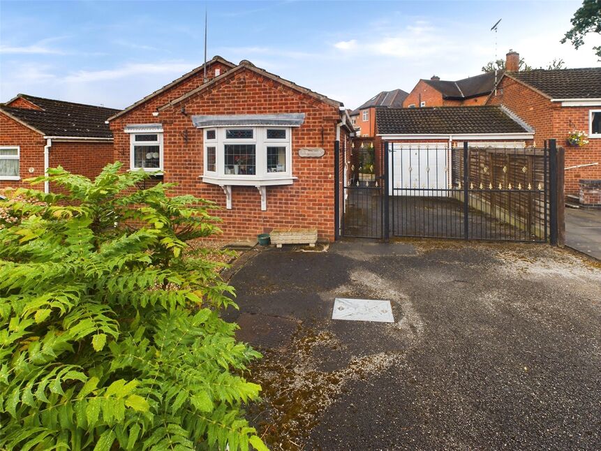 Main image of 2 bedroom Detached Bungalow for sale, Wollaton Paddocks, Wollaton, Nottinghamshire, NG8