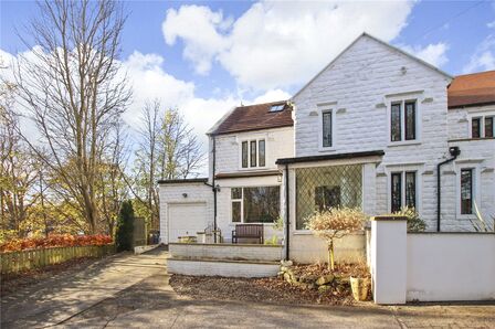 Glebe Mount, 3 bedroom Semi Detached House for sale, £300,000