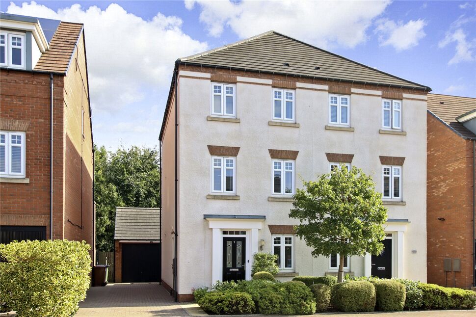 Main image of 3 bedroom Semi Detached House for sale, Edale Close, Teal Farm Village, Tyne and Wear, NE38