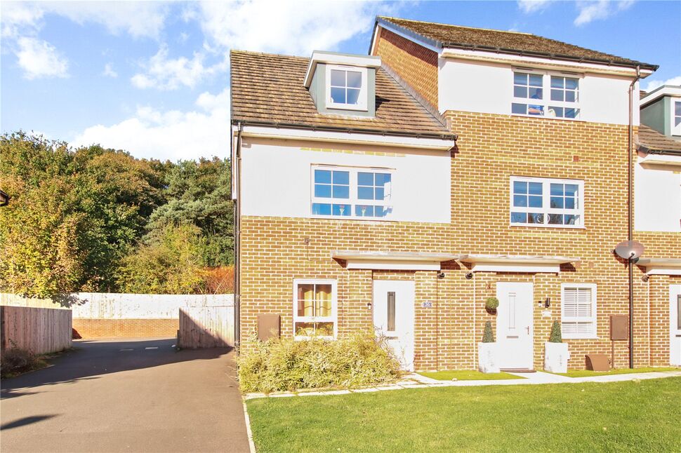 Main image of 3 bedroom End Terrace House for sale, Capesthorne Road, Teal Farm, Washington, NE38