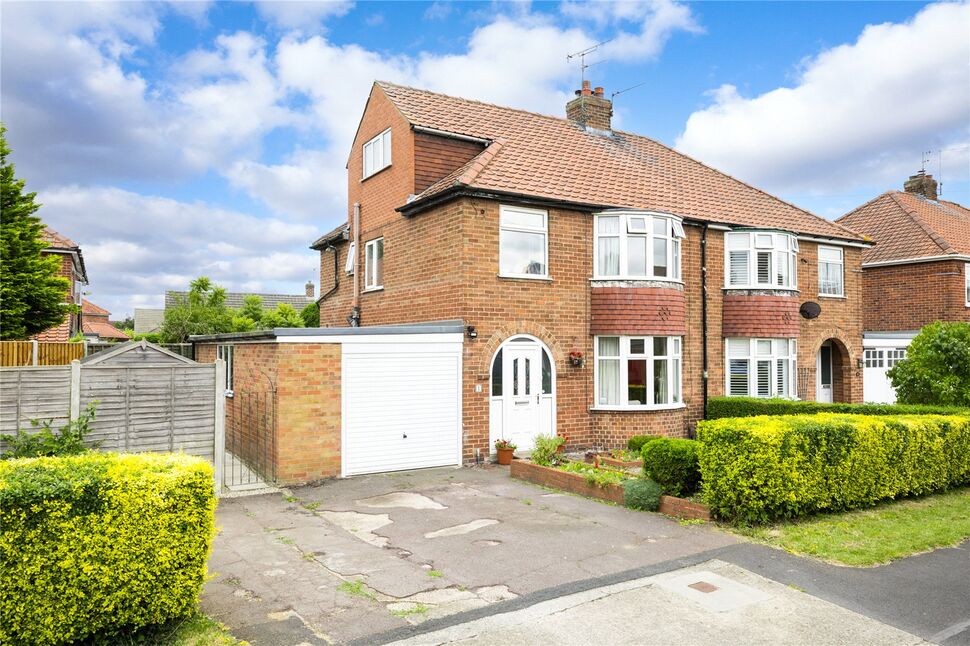 4 bedroom Semi Detached House for sale