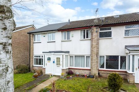 Harold Court, 3 bedroom Mid Terrace House for sale, £275,000