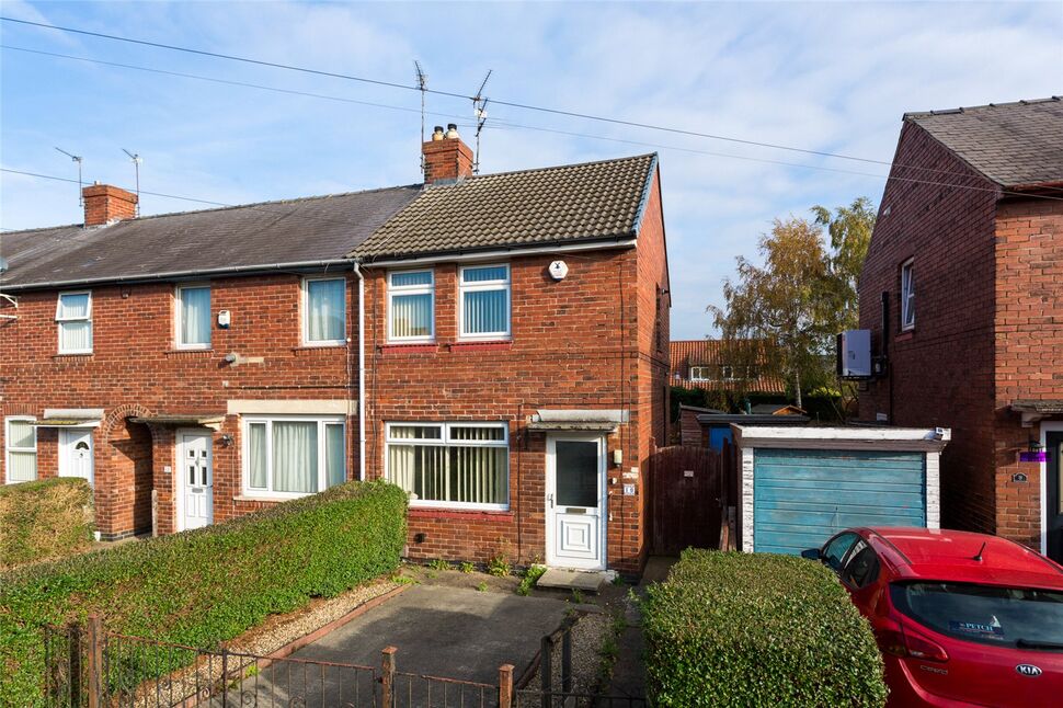 Main image of 2 bedroom End Terrace House for sale, Moore Avenue, York, North Yorkshire, YO10