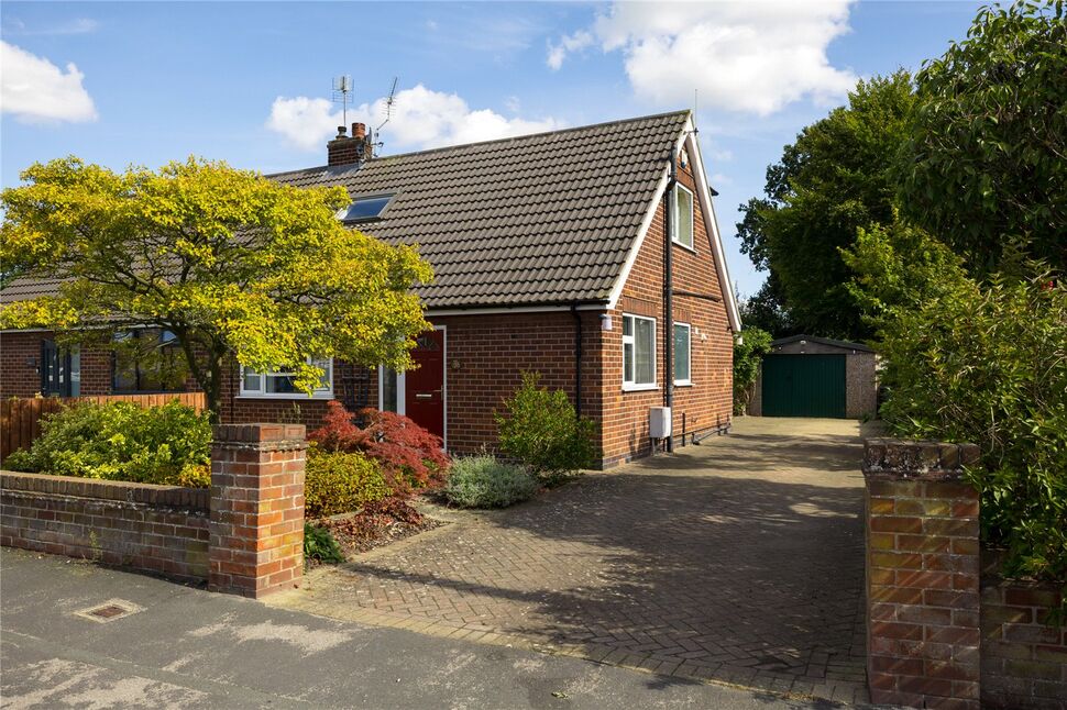 Main image of 3 bedroom Semi Detached Bungalow for sale, Green Acres, Huntington, North Yorkshire, YO32