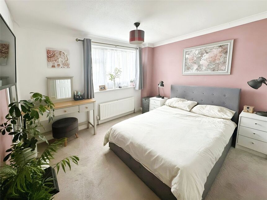 Main image of 2 bedroom Mid Terrace Flat for sale, Maplins Close, Rainham, Kent, ME8