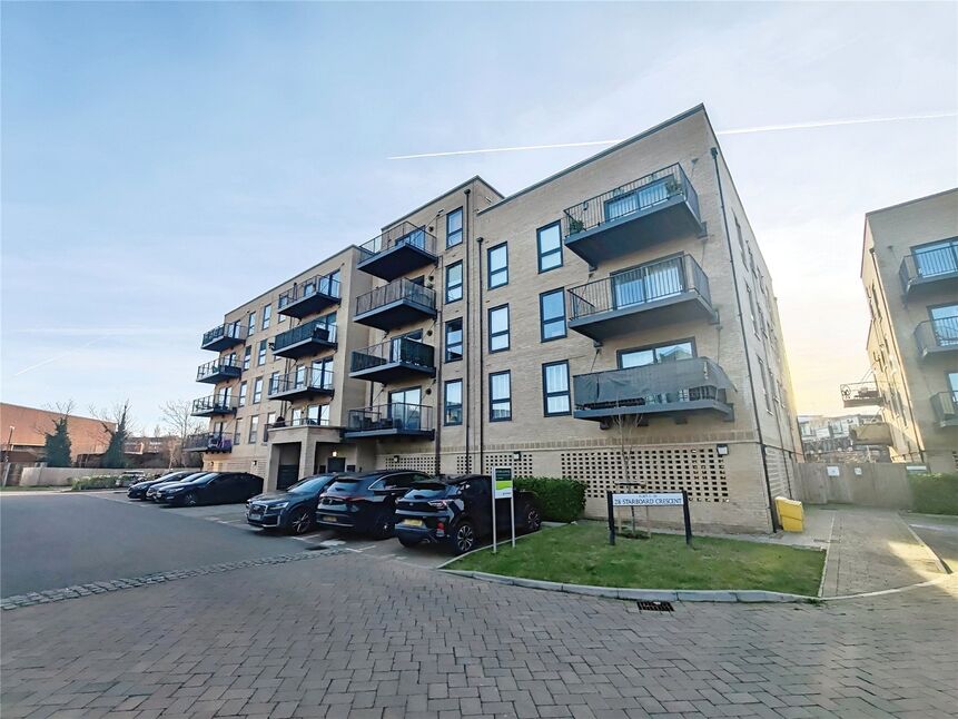 Main image of 2 bedroom  Flat for sale, Starboard Crescent, Chatham, Kent, ME4