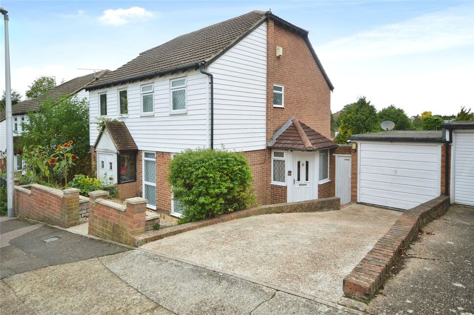 Main image of 2 bedroom Semi Detached House for sale, Brenchley Close, Rochester, Kent, ME1