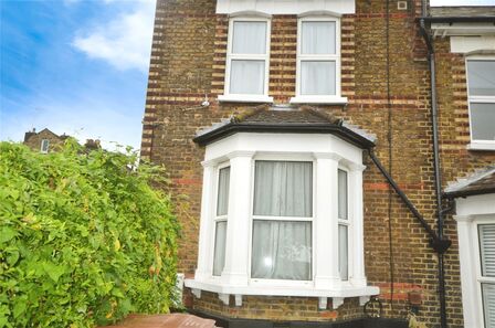 3 bedroom End Terrace House for sale