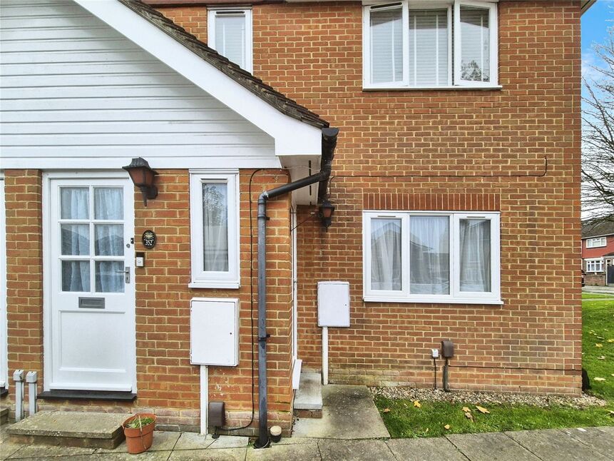 Main image of 2 bedroom  Flat for sale, Wilson Avenue, Rochester, Kent, ME1