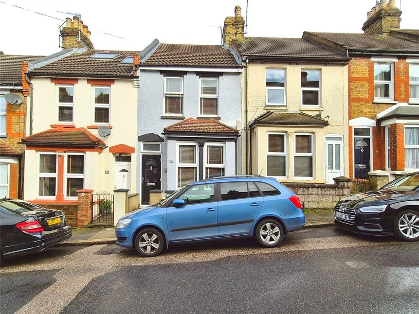 Main image of 3 bedroom Mid Terrace House for sale, Cecil Road, Rochester, Kent, ME1