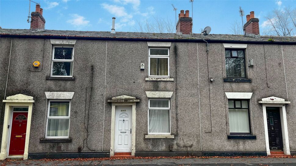 Main image of 2 bedroom Mid Terrace House for sale, Oldham Road, Rochdale, Greater Manchester, OL16