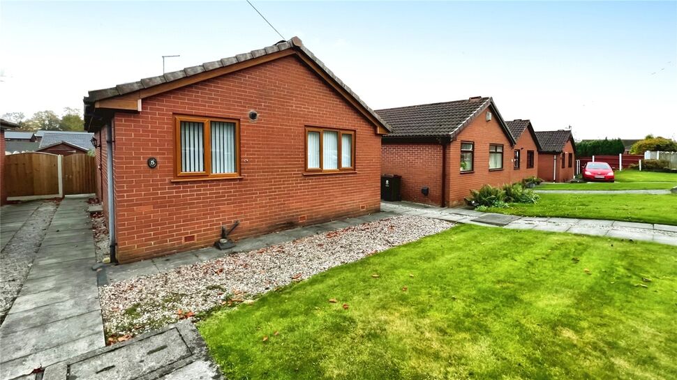 2 bedroom Detached Bungalow for sale