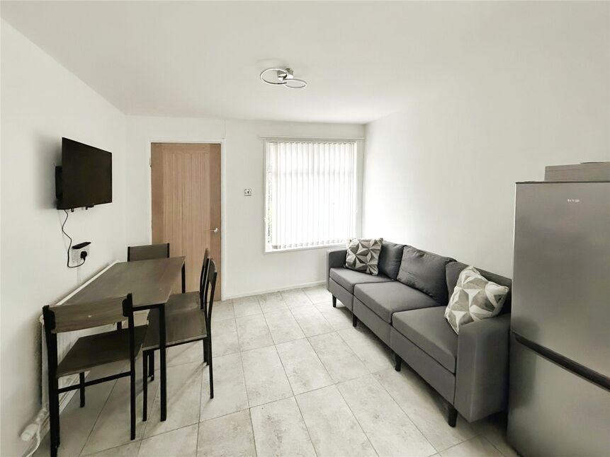 Main image of 1 bedroom  Room to rent, Beechtrees, Skelmersdale, Lancashire, WN8