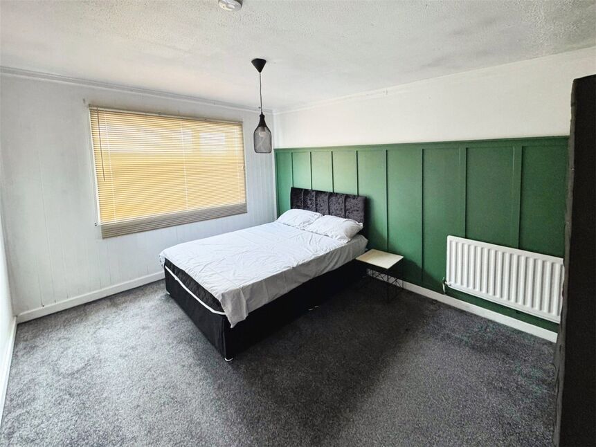 Main image of 1 bedroom Mid Terrace Room to rent, Falkland, Skelmersdale, Lancashire, WN8