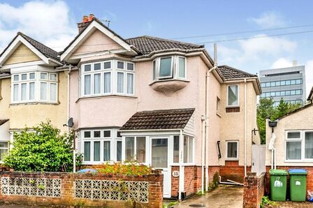 Merton Road, 6 bedroom Semi Detached House to rent, £2,990 pcm