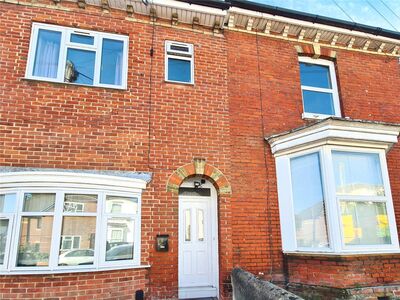 Forster Road, 6 bedroom Mid Terrace House to rent, £2,610 pcm