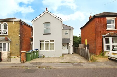 Oxford Road, 5 bedroom Semi Detached House to rent, £2,300 pcm