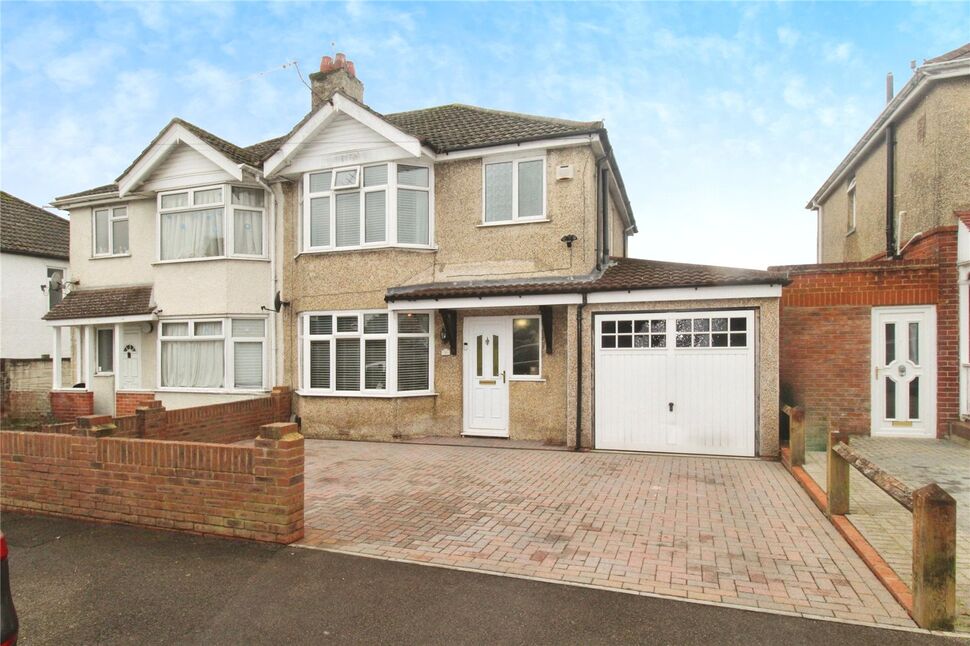 Main image of 3 bedroom Semi Detached House for sale, Claremont Crescent, Southampton, Hampshire, SO15