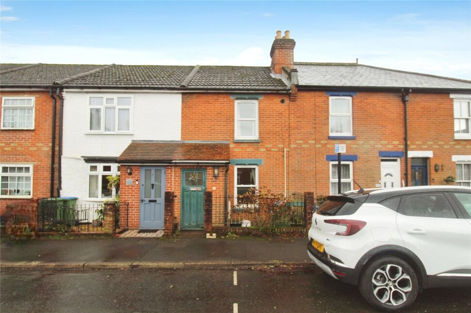 Main image of 2 bedroom Mid Terrace House for sale, Pointout Road, Southampton, Hampshire, SO16