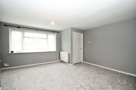 2 bedroom Mid Terrace House for sale