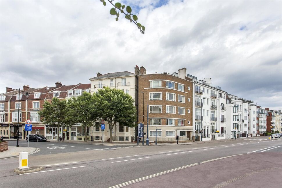 Main image of 1 bedroom  Flat for sale, Palmerston Road, Southsea, Hampshire, PO5