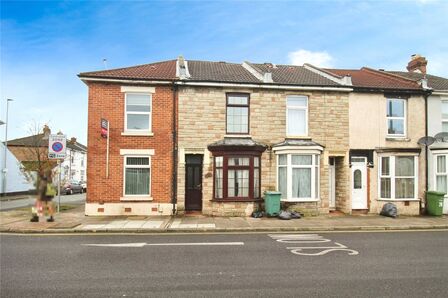 Stamshaw Road, 3 bedroom  House to rent, £1,300 pcm