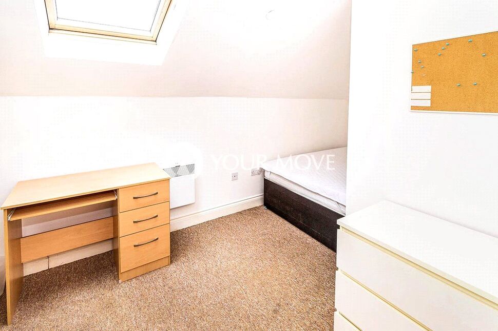 Main image of 1 bedroom  Room to rent, Beck Street, Portsmouth, Hampshire, PO1