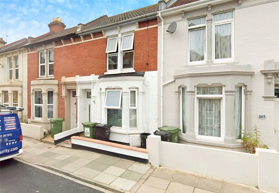 Main image of 3 bedroom Mid Terrace House for sale, Francis Avenue, Southsea, Hampshire, PO4