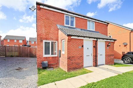 2 bedroom Semi Detached House for sale