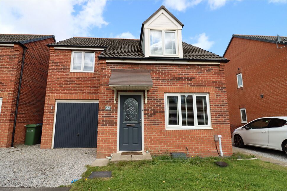 3 bedroom Detached House for sale