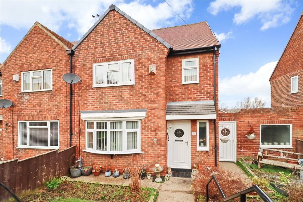 Main image of 2 bedroom Semi Detached House for sale, Shaftesbury Avenue, Sunderland, Tyne and Wear, SR2