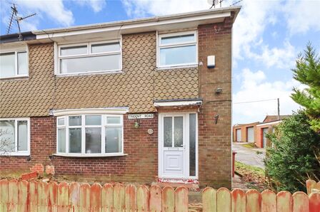 Trident Road, 3 bedroom Semi Detached House for sale, £90,000