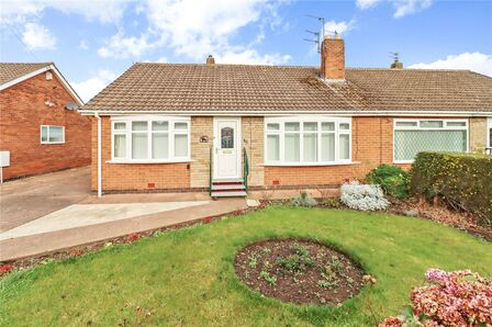 Lyndon Drive, 2 bedroom Semi Detached Bungalow for sale, £280,000