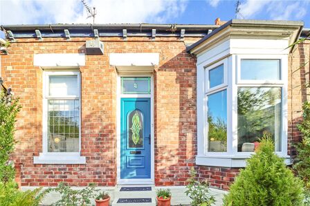 Blackett Terrace, 4 bedroom Mid Terrace House for sale, £115,000