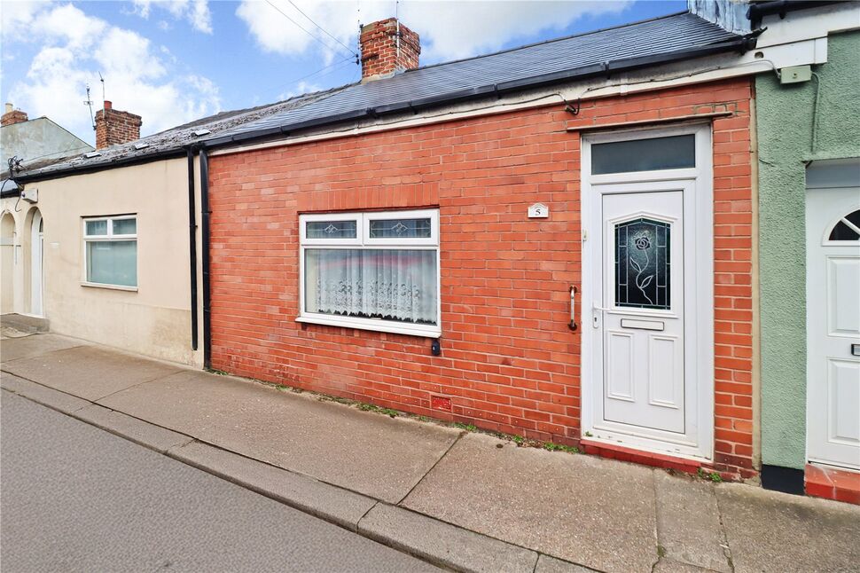 Main image of 1 bedroom Mid Terrace House for sale, Thomas Street, Ryhope, Tyne and Wear, SR2