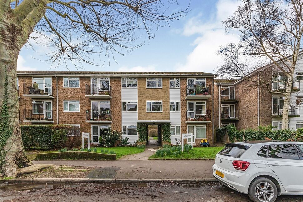 Main image of 1 bedroom  Flat to rent, Lovelace Gardens, Surbiton, Surrey, KT6