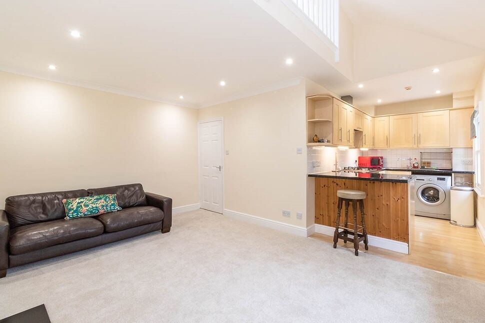 Open Plan Living Room / Kitchen