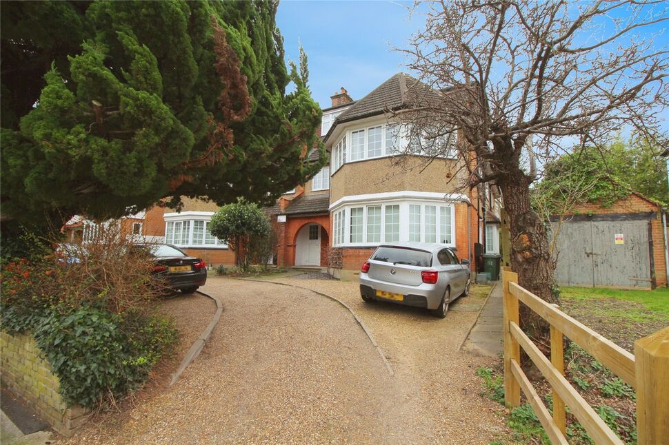 Main image of 2 bedroom  Flat to rent, Cranes Drive, Surbiton, KT5