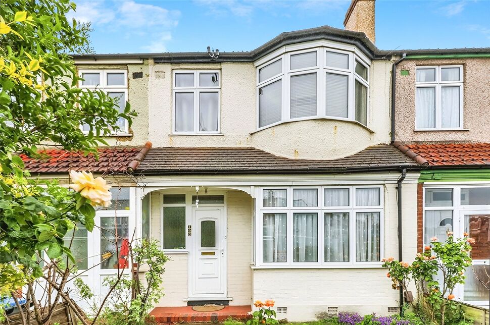 Main image of 3 bedroom Mid Terrace House for sale, Red Lion Road, Surbiton, KT6