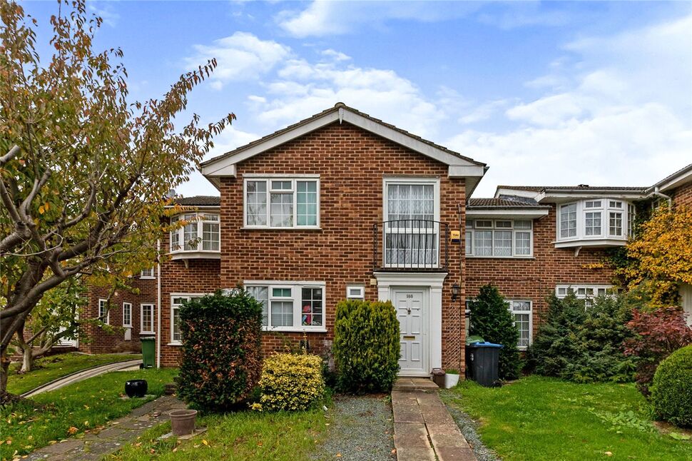 Main image of 3 bedroom Mid Terrace House for sale, Gilders Road, Chessington, Surrey, KT9