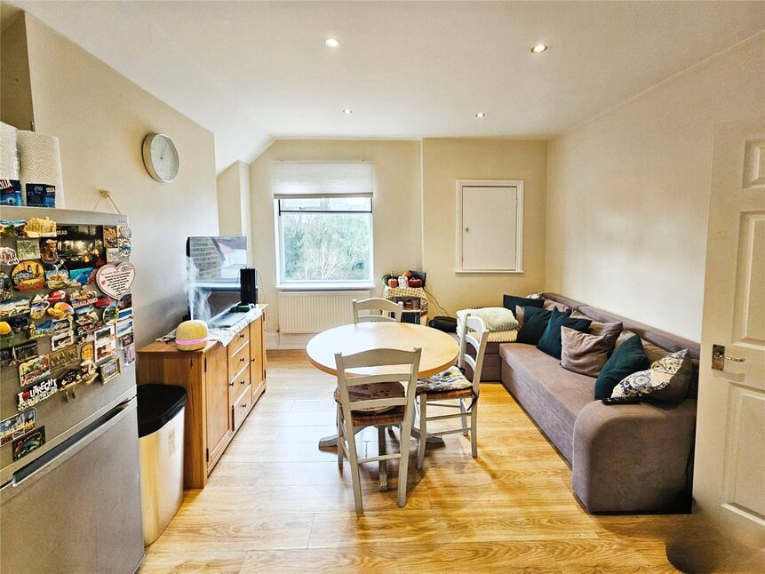 2 bedroom  Flat for sale