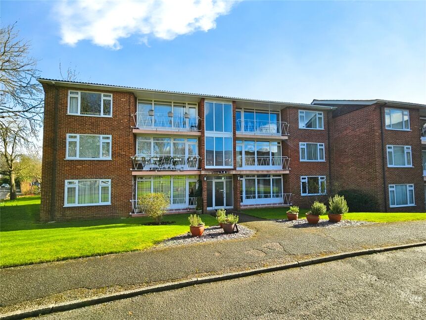 Main image of 2 bedroom  Flat for sale, Grange Road, Sutton, SM2