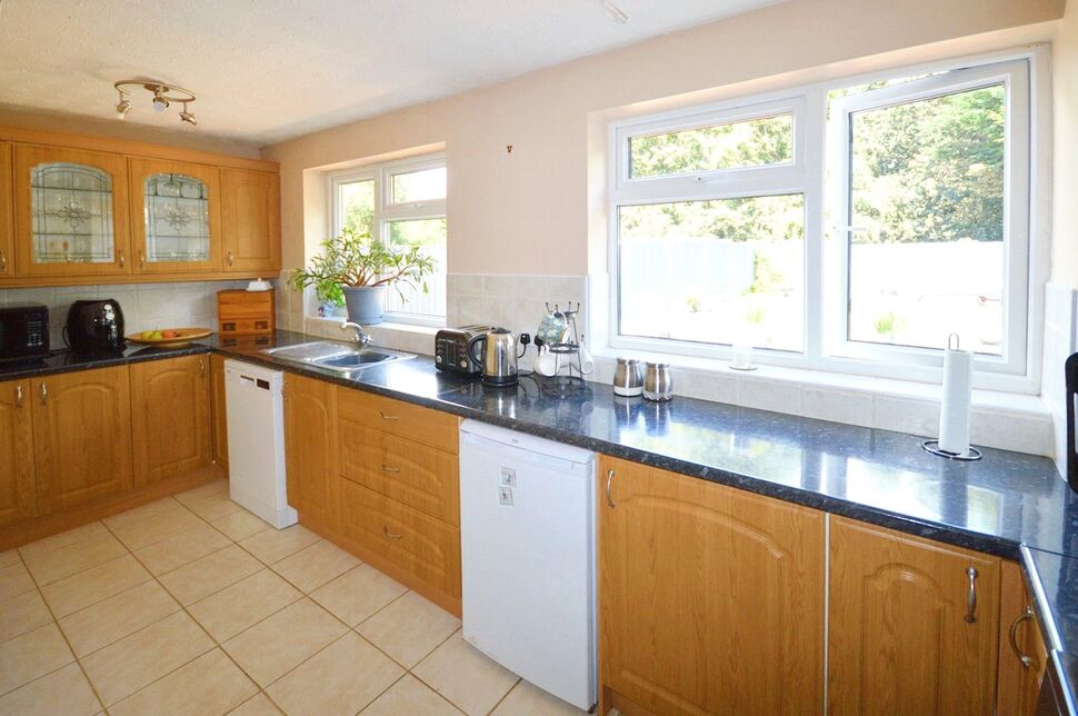 Kitchen / Breakfast Room