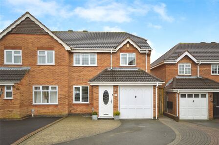 Ascott Drive, 3 bedroom Semi Detached House for sale, £235,000