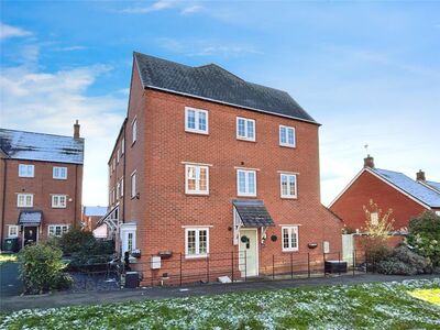 Salford Way, 4 bedroom End Terrace House for sale, £280,000