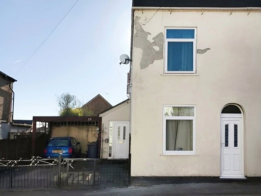 Main image of 3 bedroom End Terrace House for sale, Parliament Street, Newhall, Derbyshire, DE11